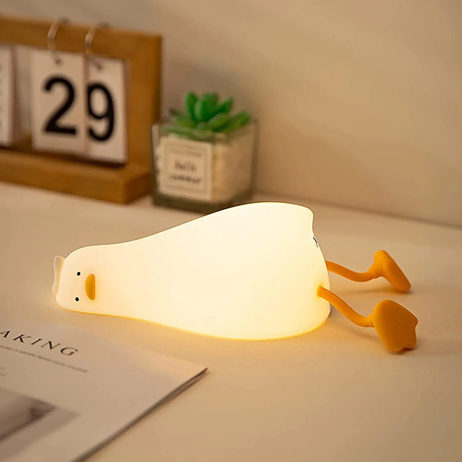 Ducky Dreamlight: The Cozy Night Companion